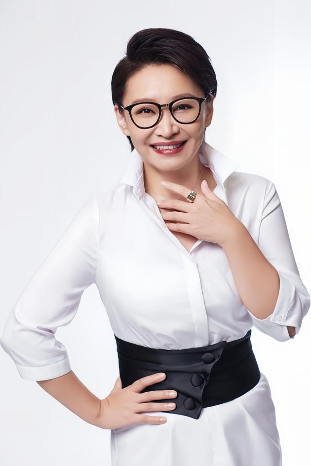 王秀娥"刘天池:张艺谋忠告背后的演员之路与市场选择 1992年,张艺谋