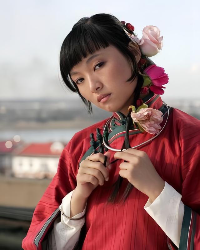 回顾《闯关东》美女排名 2008年播出的《闯关东》是一部经典的年代剧