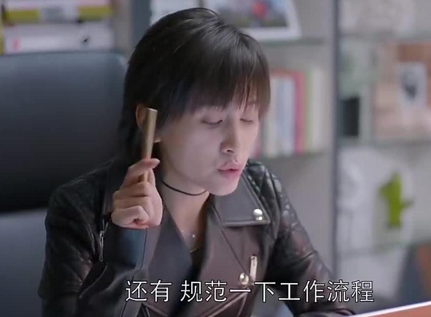 欢乐颂》:曲筱绡的社交智慧 曲筱绡以其独特耀眼的魅力和精湛圆融的