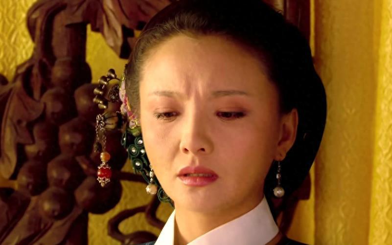 槿汐3次背叛甄嬛,次次致命 甄嬛传》中的槿汐姑姑,智慧与忠诚并重,与