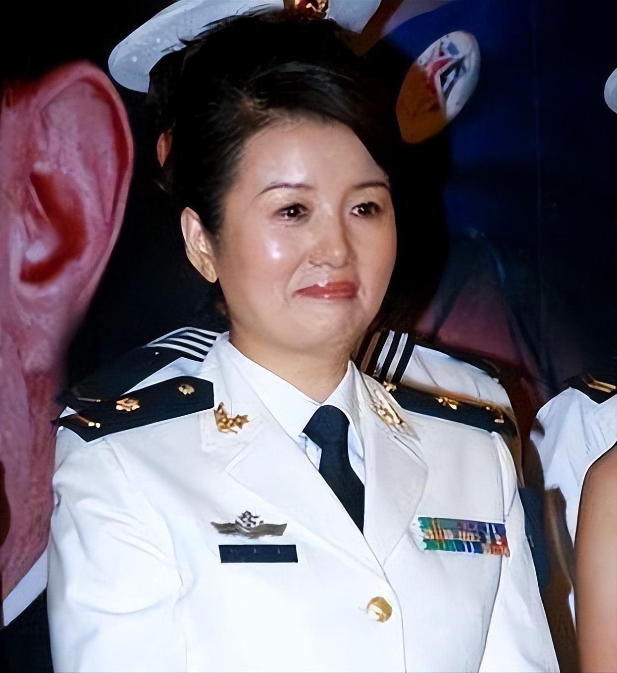 赵君与郑卫莉的人生道路 赵君和郑卫莉,这两个名字在中国影视界广为人