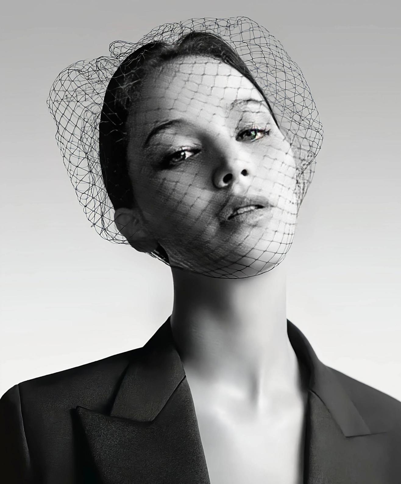 珍妮弗·劳伦斯:好莱坞90后女星的璀璨之路与商业价值的深度剖析