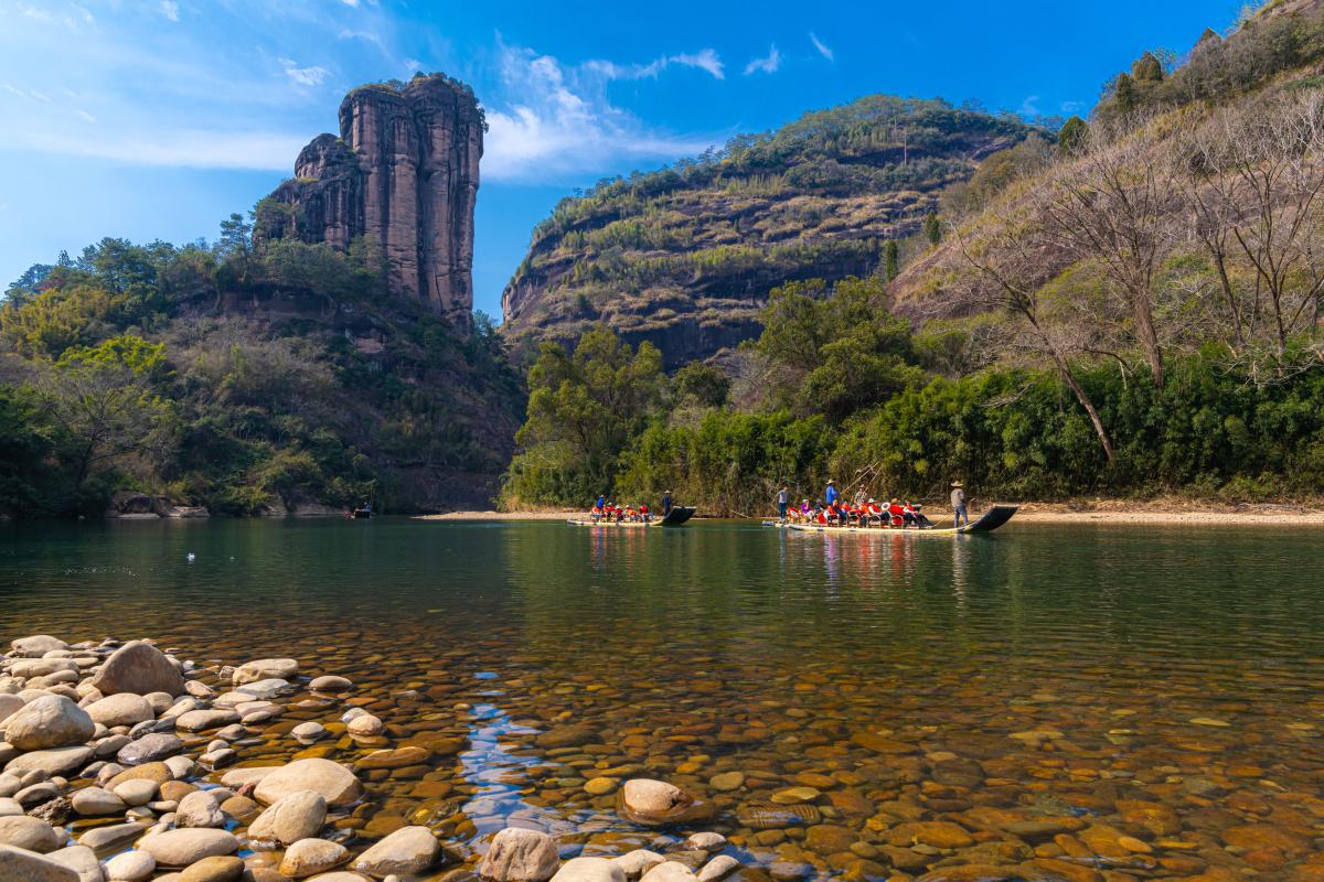 更有众多令人心动的旅游景点等你来探索 云水谣古镇 云水谣古镇是漳州