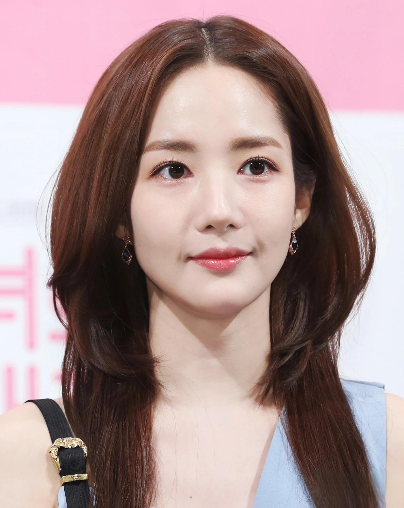 朴敏英家族大楼6年增值40亿,揭秘韩国女星背后的财富帝国 前些日子