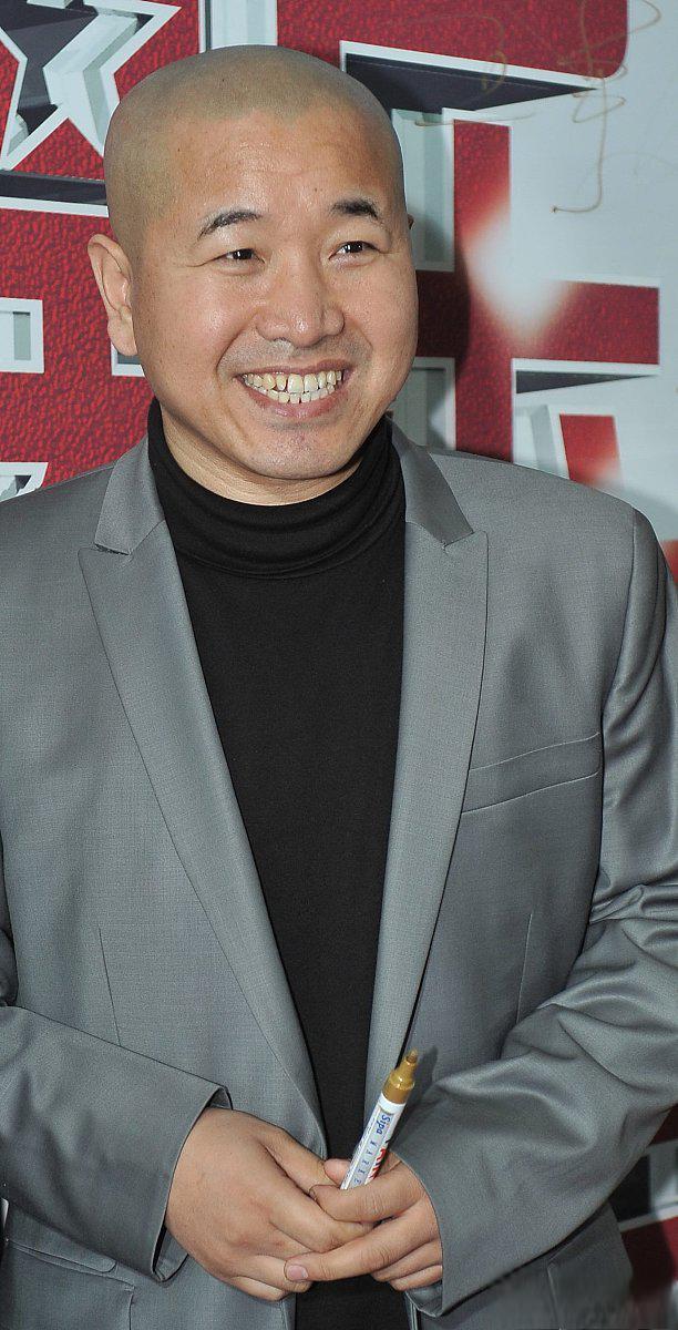 王小利再婚得子,人生圆满背后是婚姻的深度洞察 王小利,赵本山的得意