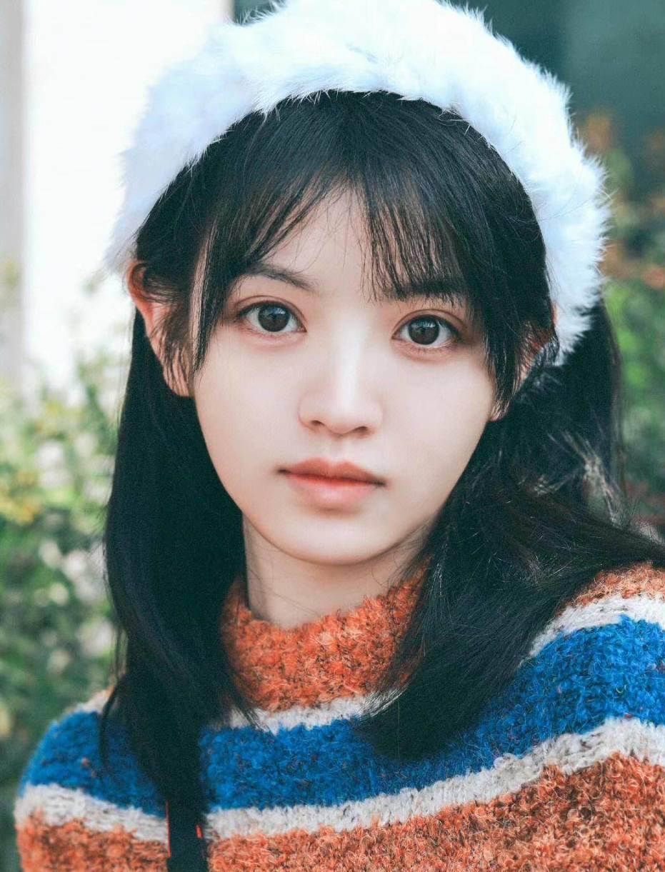 田曦薇:追寻内心的热爱与信仰 田曦薇是一位来自中国内地的知名女星