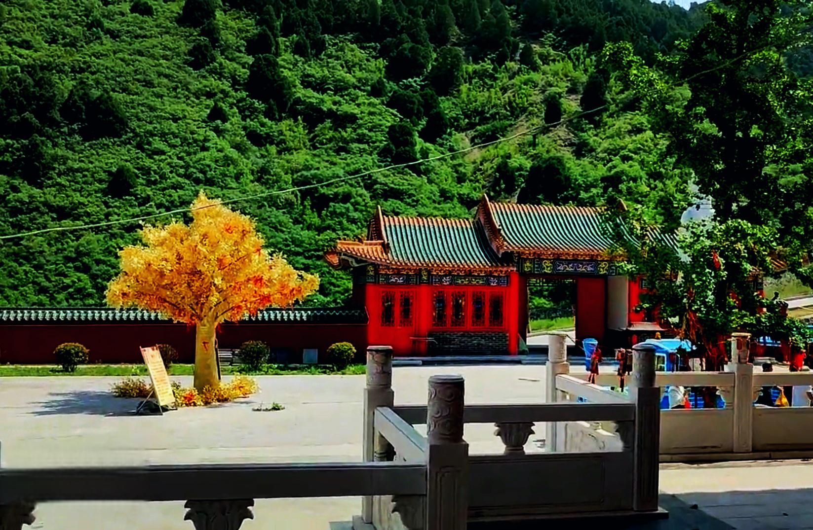 洛阳灵山风景区图片