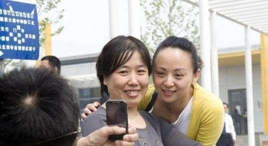 邰丽华:才华,坚持和爱情 邰丽华,一位聋哑艺术家,用她的舞蹈展示了