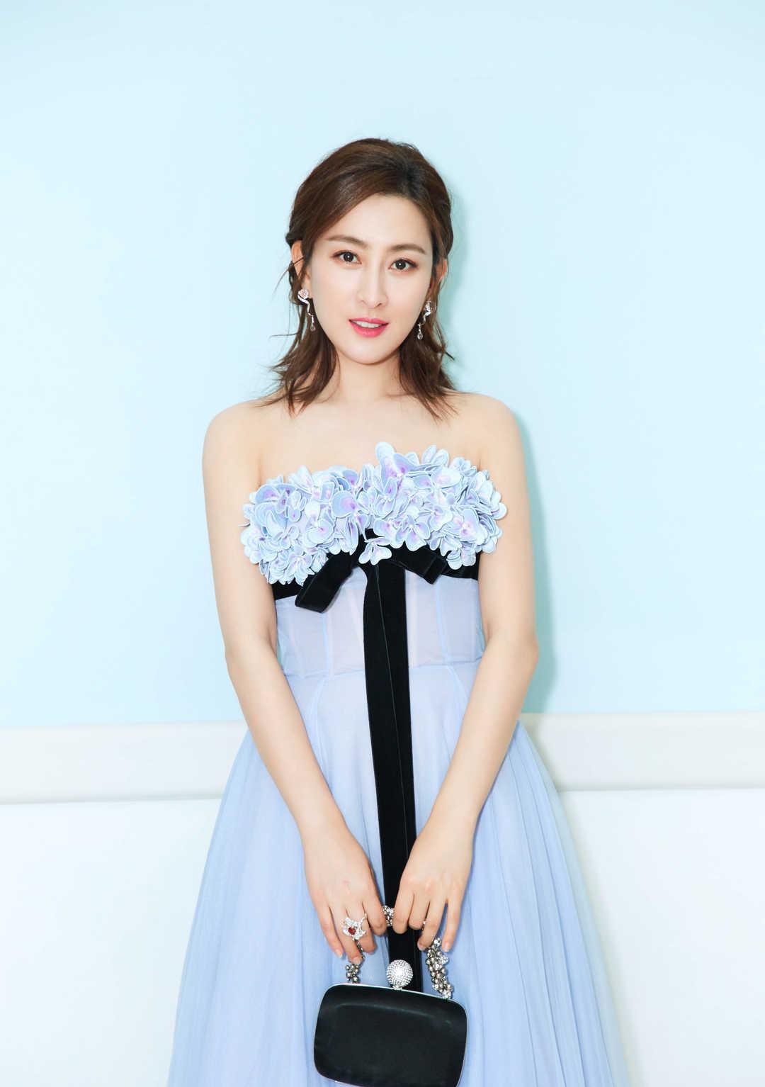 马苏:才华横溢的女演员 马苏,1981年2月17日出生于黑龙江省哈尔滨市