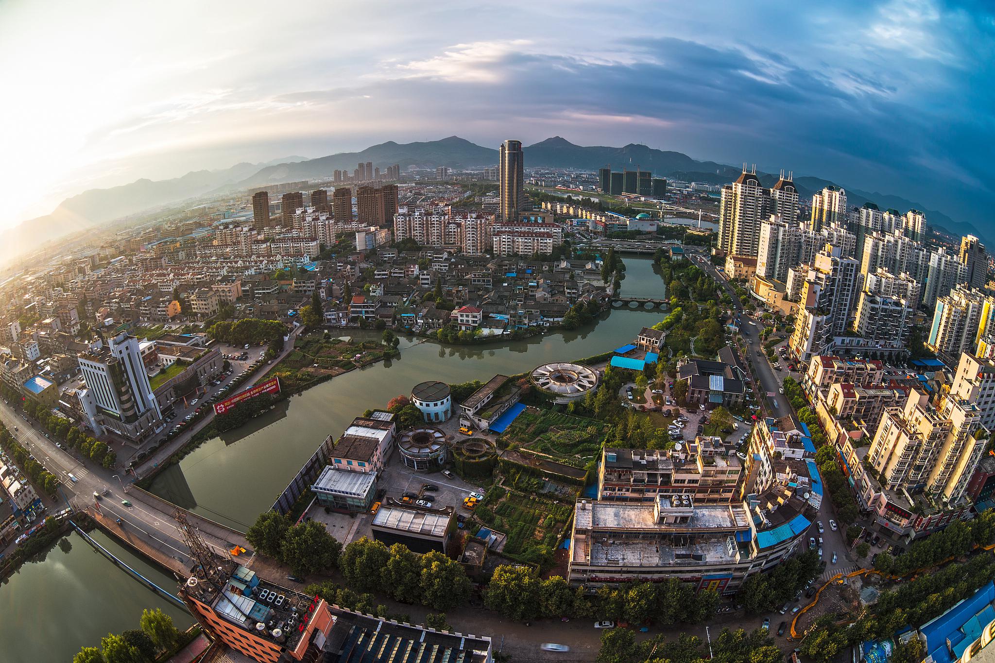 辰溪秘境:自然,历史与民俗的完美融合 初夏的湘西,阳光洒满神秘的大地