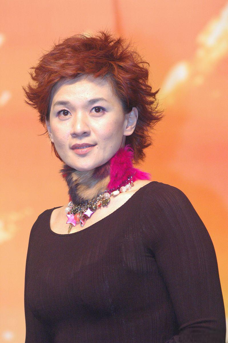 柯以敏与金星:同为"毒舌"评委,缘何命运迥异?