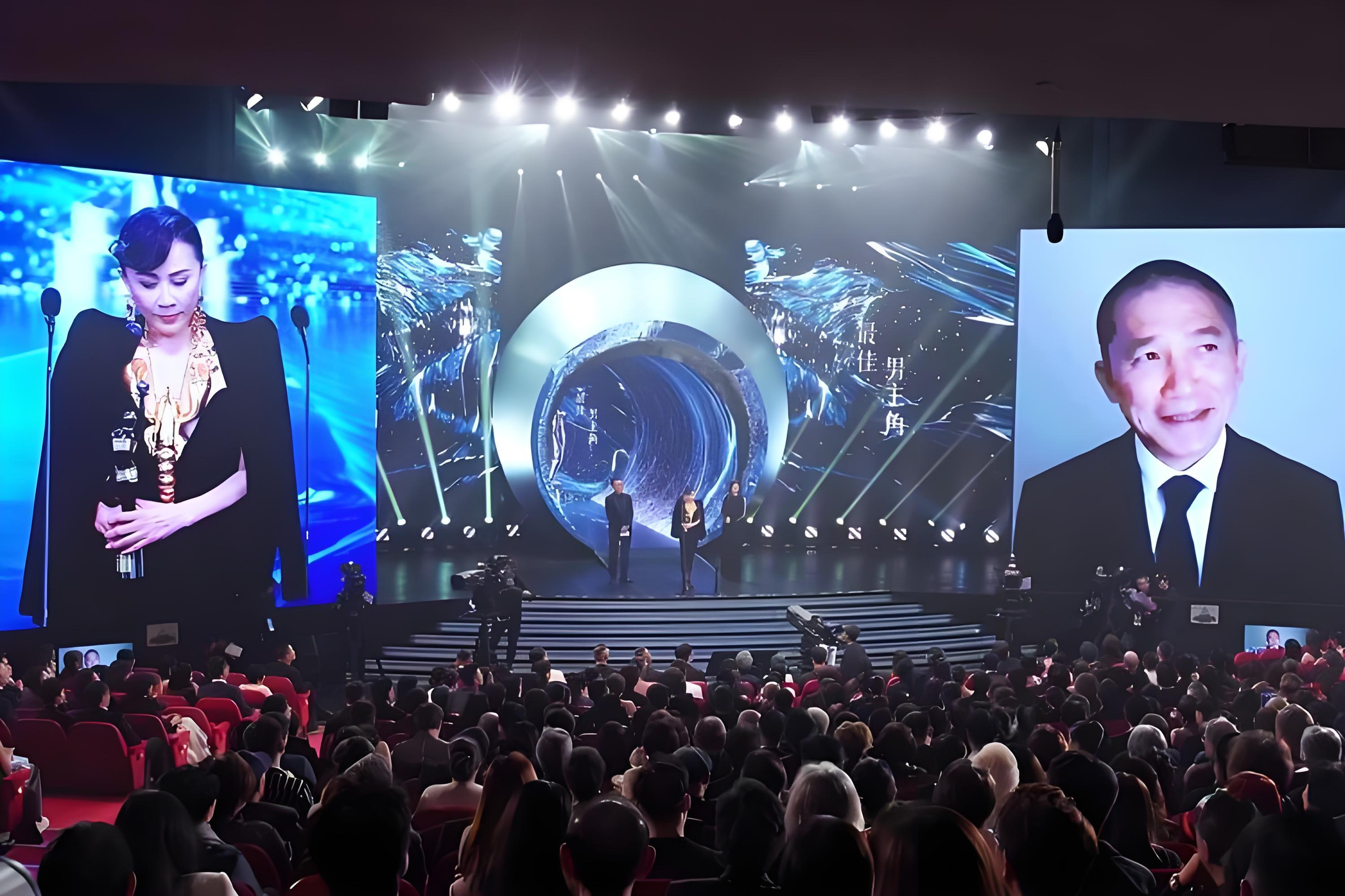 第42届金像奖:港片落寞中喜悲交织 第42届香港电影金像奖落幕,梁朝伟