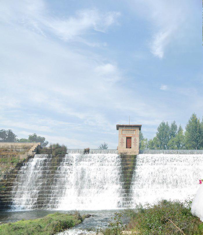 邢台八一水库:自然之美的化身 湖光山色,美景如画,邢台周边的八一水库