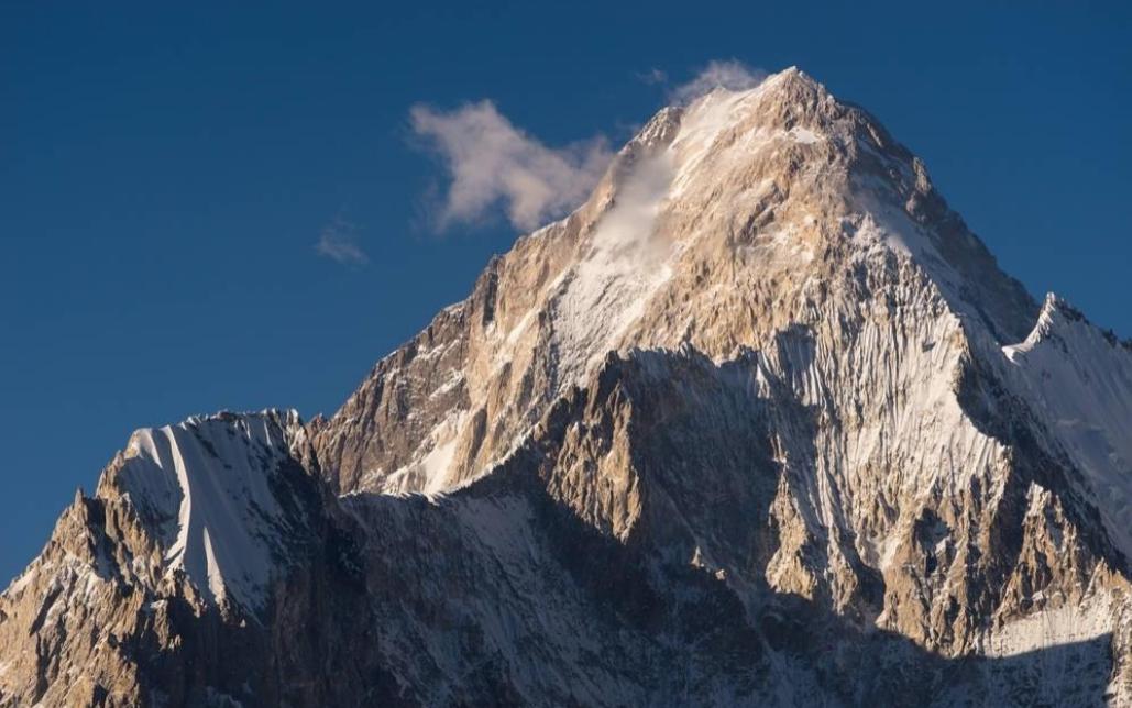 探索未知的壮丽——乔戈里峰,世界第二高峰的传奇!