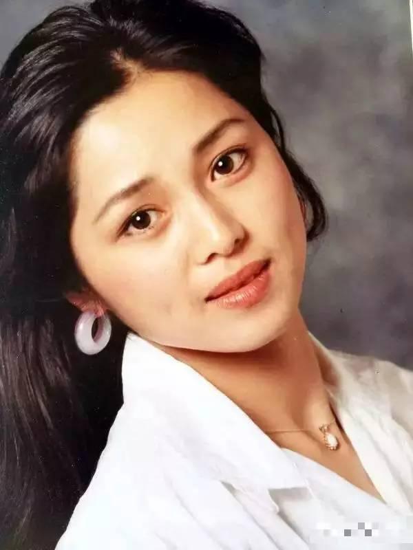 张蕾:从"红楼第一美女"到"幸.@老夏知知堂的动态