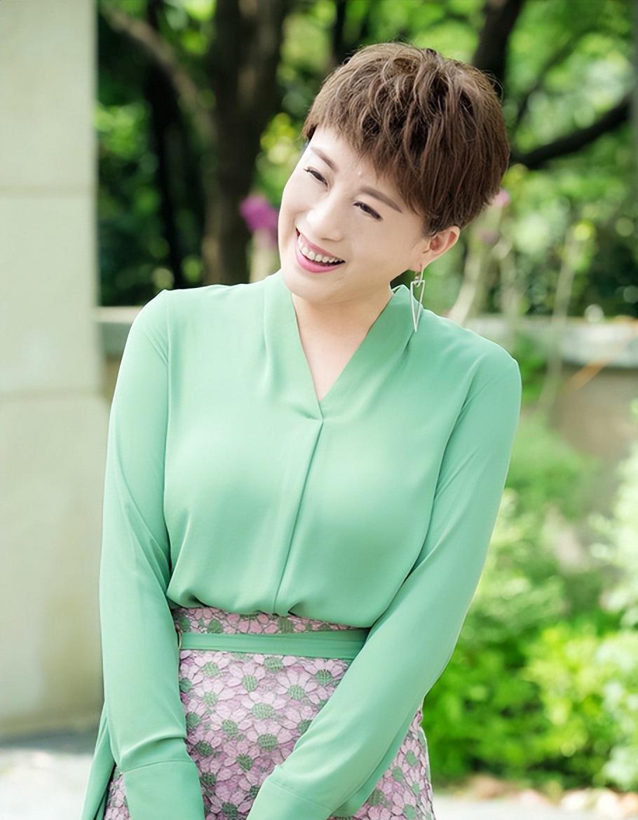 赵倩与田征的婚姻故事 赵倩以其精湛的演技和多才多艺的表演而备受