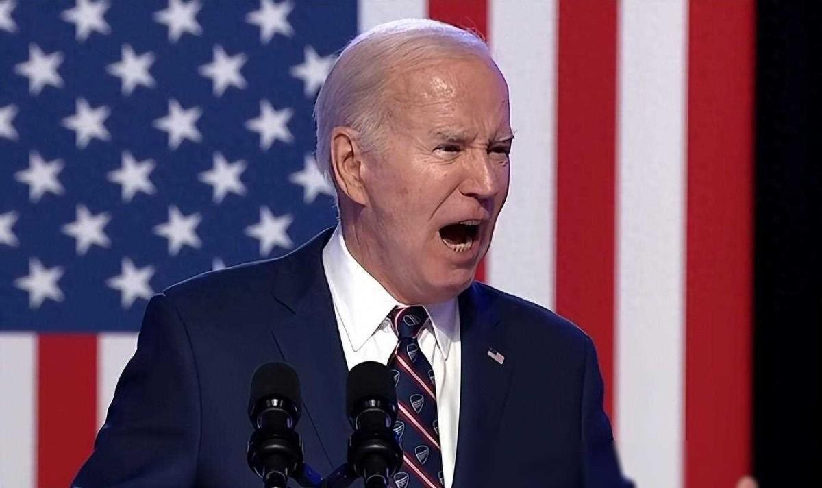 帮助中低收入社区的90多万户家庭安装屋顶太阳能设备,这是拜登竞选