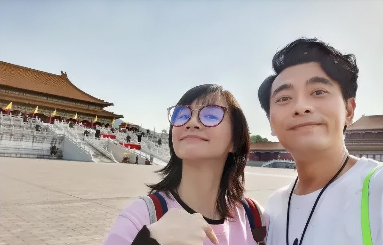 陈龙章龄之甜蜜庆祝结婚12周年,恩爱如初见证娱乐圈真爱传奇 著名演员