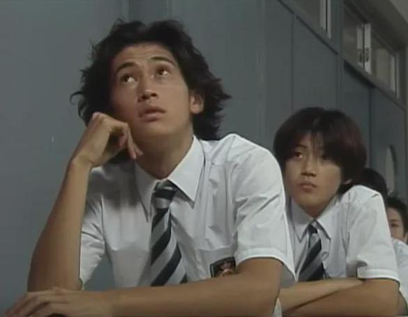 麻辣教师gto 复活》:梦想永不过时 26年后的《麻辣教师》回归,反町隆