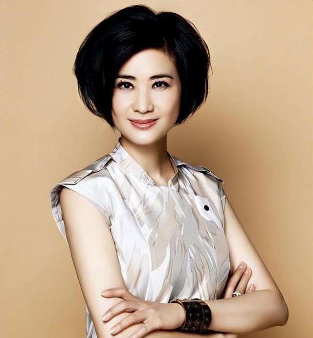 魏笑离世留遗憾,丈夫祁骥情深不渝,坚守爱情十二年 在光鲜亮丽的娱乐