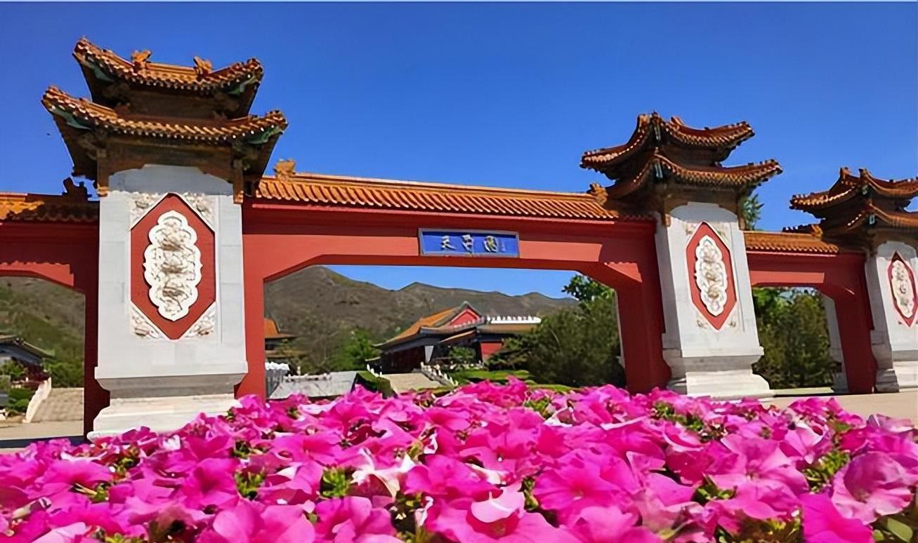 周海媚墓碑公开 周海媚的北京天寿陵园的墓地实景图于首次对外公开