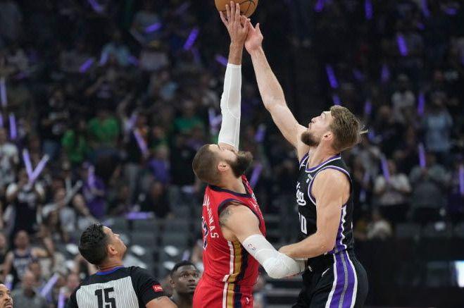 一场附加赛淘汰赛中以105-98击败萨克拉门托国王队,成功晋级nba季后赛