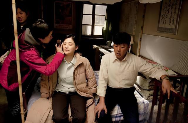 父母爱情》幕后故事 父母爱情》是编剧刘静写的自己父母的故事,剧中的