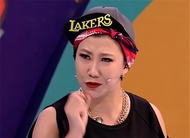 范湉湉,曾在《功夫》中扮演舞女角色,但因黄圣依事件被周星驰封杀