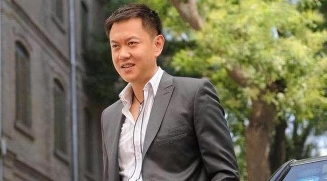 最贵龙套"冯嘉怡:身价过亿却甘当绿叶,演技一流却深藏不露 冯嘉怡,被