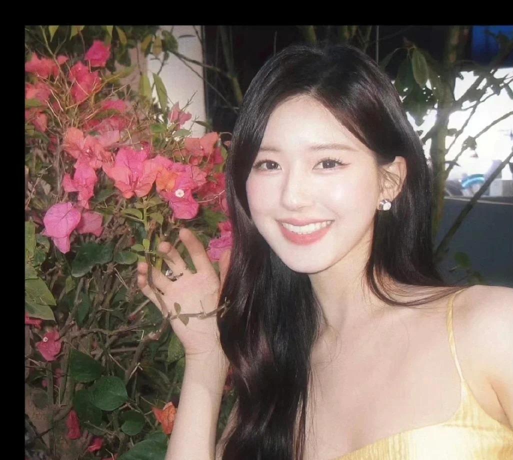 赵露思:演技派新星,鹅蛋脸女神,未来可期!