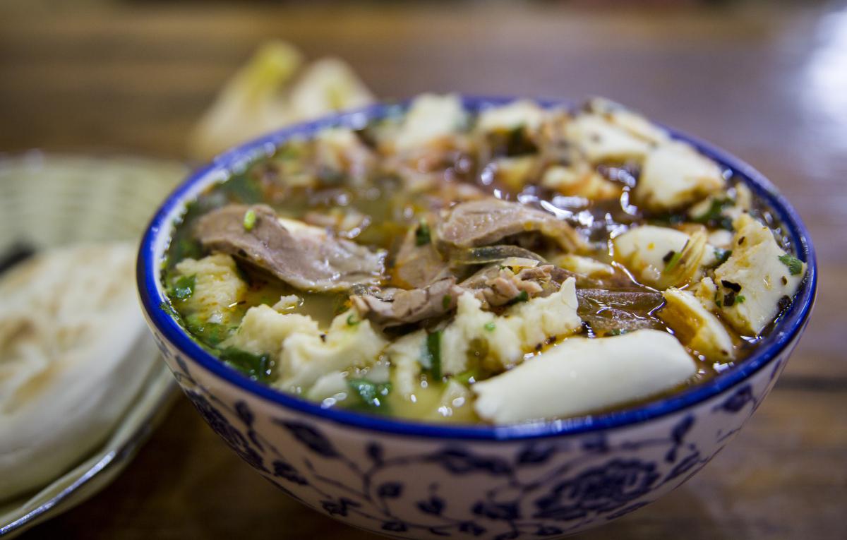 西安鼓楼:千年古都的灵魂 西安是一座历史悠久的千年