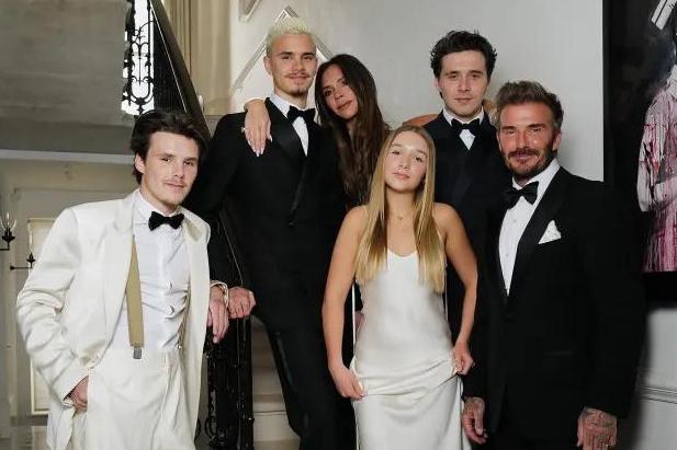 贝嫂维多利亚生日派对:星光熠熠却气氛冷淡,商业视角解读背后原因 早