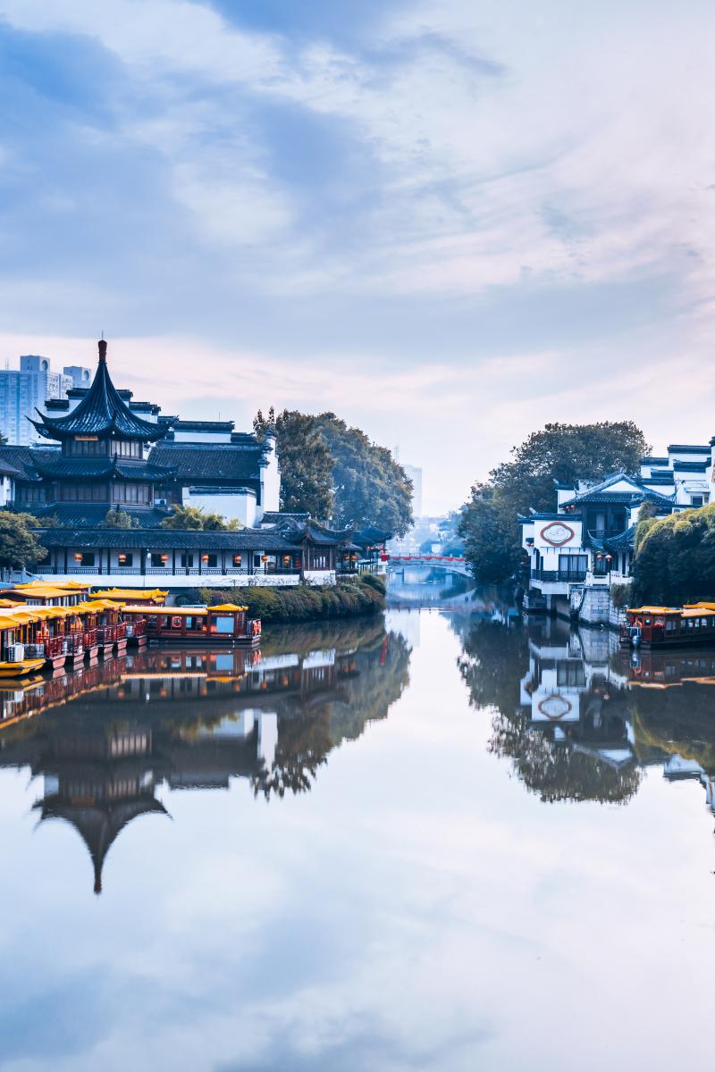 在这篇小红书攻略中,我将带你领略南京最美的六个景点,让你的假期充满
