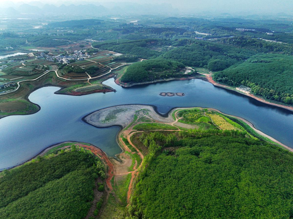 五一轻松游:垫江三合湖湿地公园 垫江的三合湖湿地公园是城市中的一颗