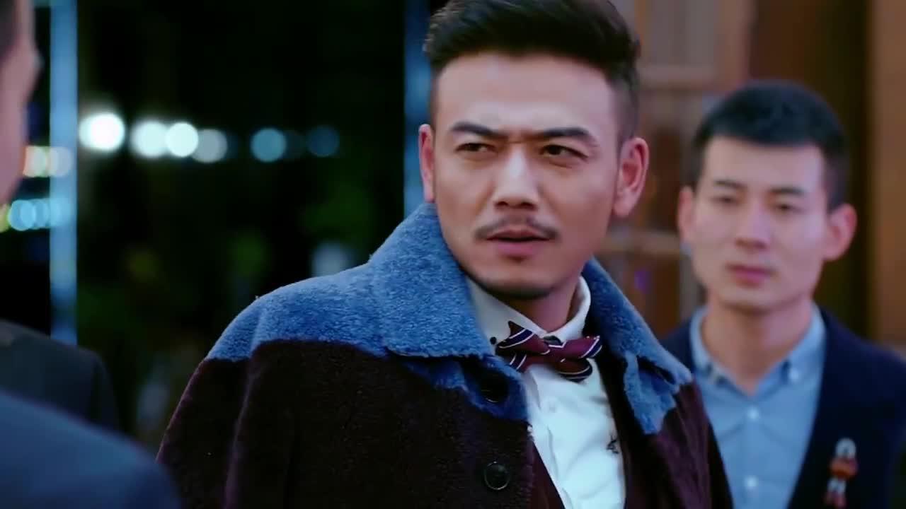 欢乐颂》:富二代的人生ab面 曲连杰和包奕凡,同为富二代,但他们的人生