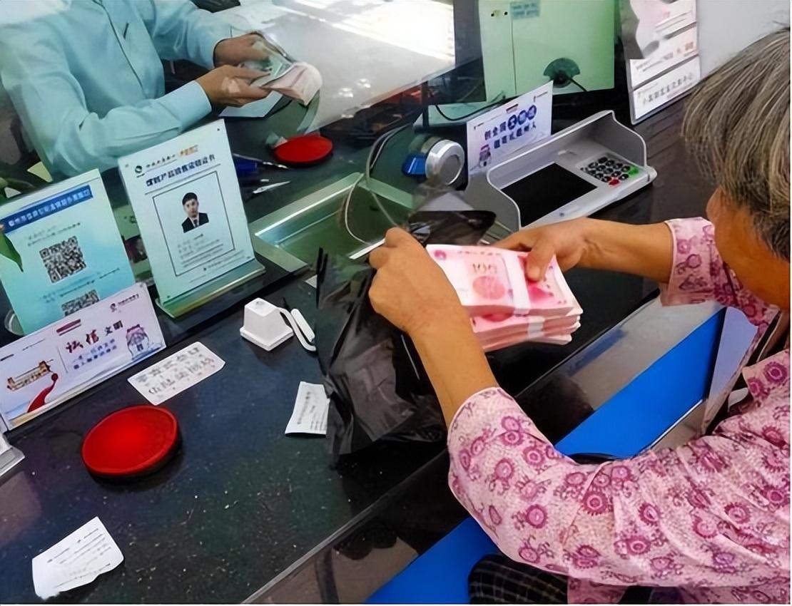 银行取款新规则解析:法律视角下的六个必备常识 随着金融科技的快速