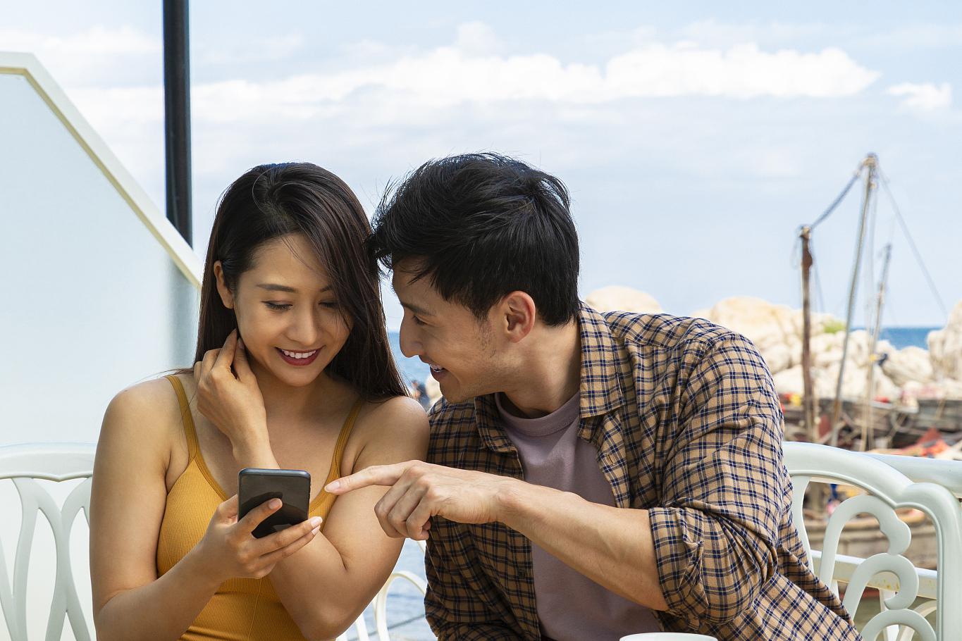 韩国"剩女"李秀妍通过兄妹相亲找到真爱,血缘不再是爱情的绊脚石 韩国