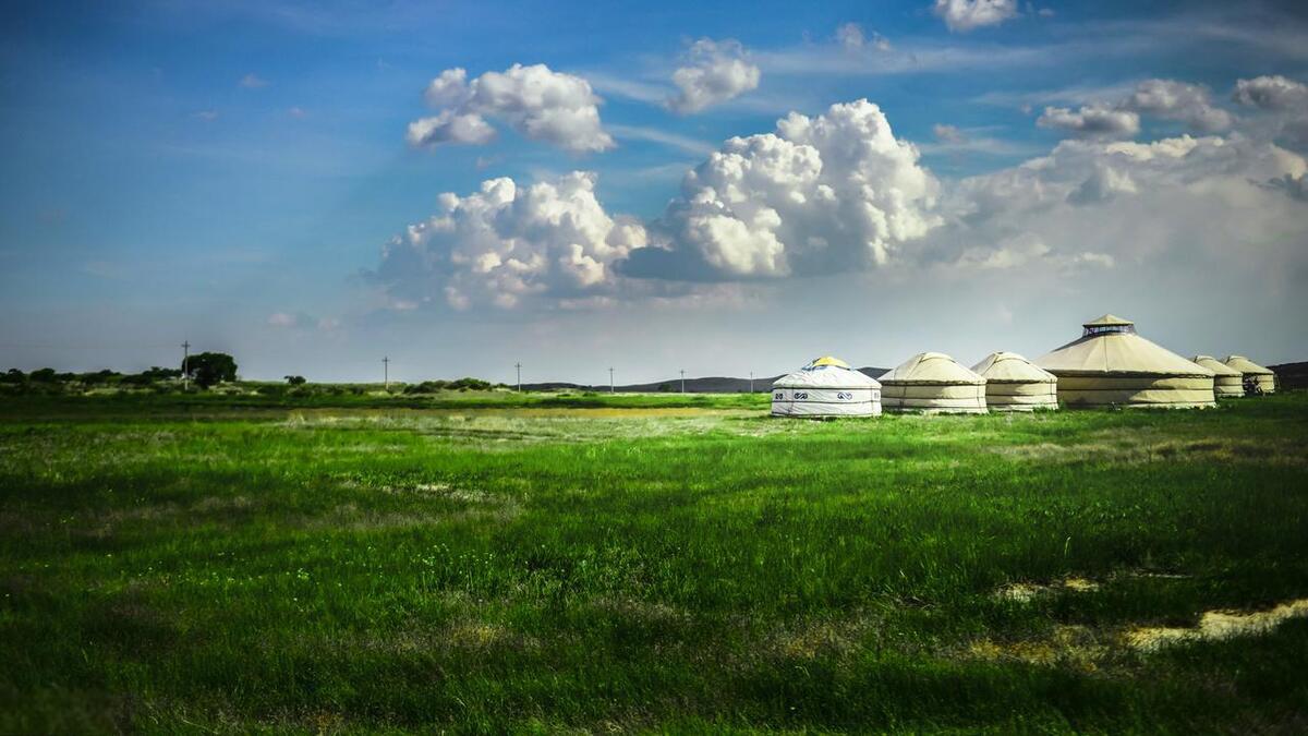 内蒙古5日游,超值惊喜价 你是否曾梦想在壮美的内蒙古草原上迎接初升