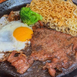 英姐牛排店(步行街店)