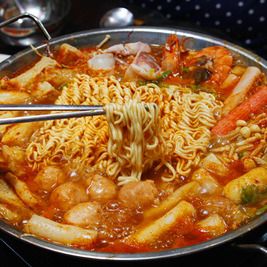 松树韩国料理(渤海大学店)