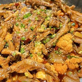 吴疆朋友圈串串火锅店