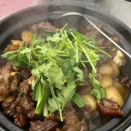 滨记脆皮香肉馆(金凤园店)