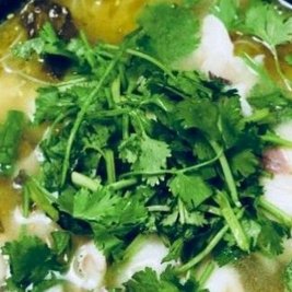 酸菜鱼粉丝煎饺