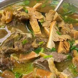 牛六六鲜牛腩火锅店(奎山公园店)