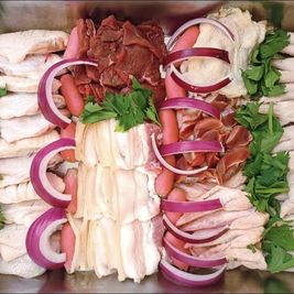 露意森休闲基地·露营烤肉·团建聚餐