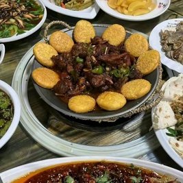 缔嘭飞滕烧烤大排档