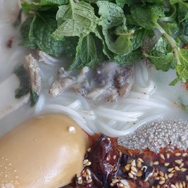 云喃滇味