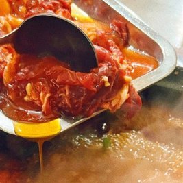 清真艳飞酸菜牛肉火锅