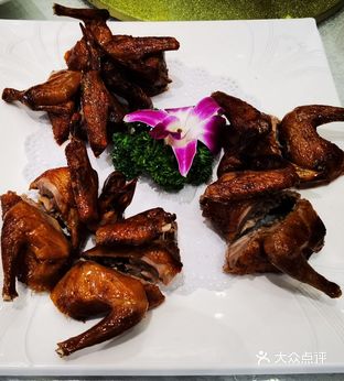 东怡轩海鲜酒楼(盛东豪庭店)