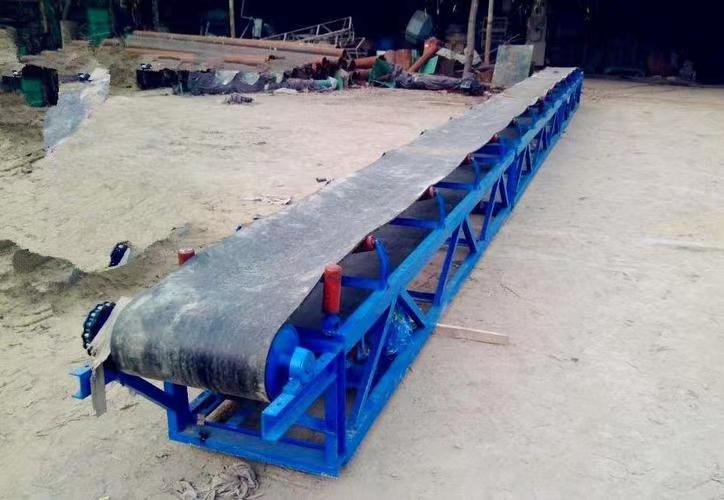 Flat nylon conveyor belt waterproof and wear-resistant rubber conveyor belt manufacturer's conveying equipment